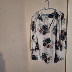 Daniel Rainn shirt 2x